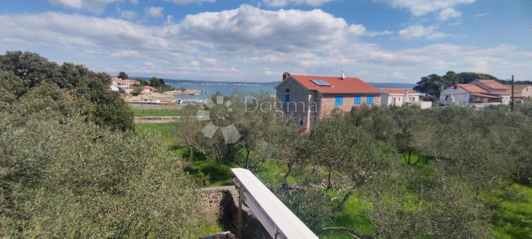 Mediteranski raj  – Samo 90 metara od mora!