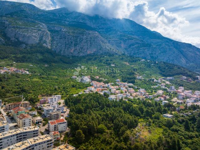 ZEMLJIŠTE S IDEJNIM PROJEKTOM - 3 POSLOVNO STAMBENE ZGRADE