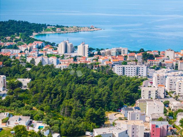 ZEMLJIŠTE S IDEJNIM PROJEKTOM - 3 POSLOVNO STAMBENE ZGRADE