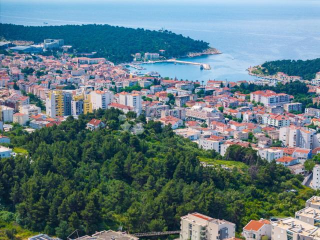 ZEMLJIŠTE S IDEJNIM PROJEKTOM - 3 POSLOVNO STAMBENE ZGRADE