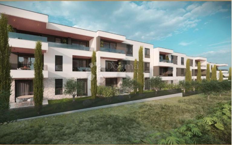 Kvalitetna novogradnja Kaštanjer ZGRADA 4 (PARKING + OSTAVA)