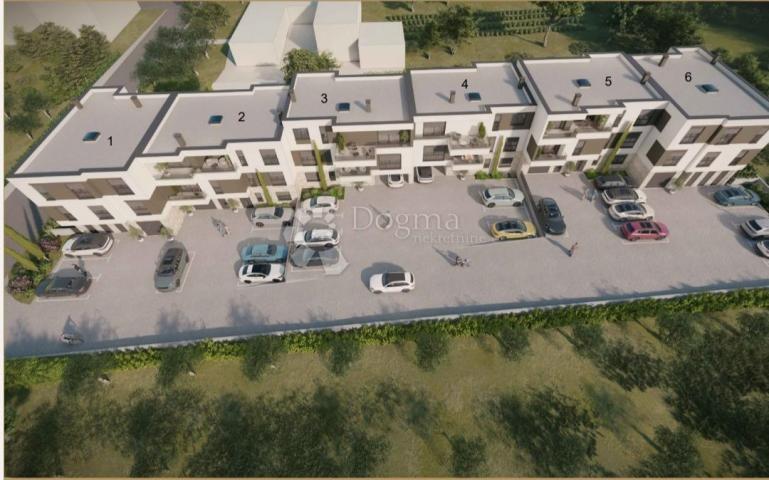 Kvalitetna novogradnja Kaštanjer ZGRADA 4 (PARKING + OSTAVA)