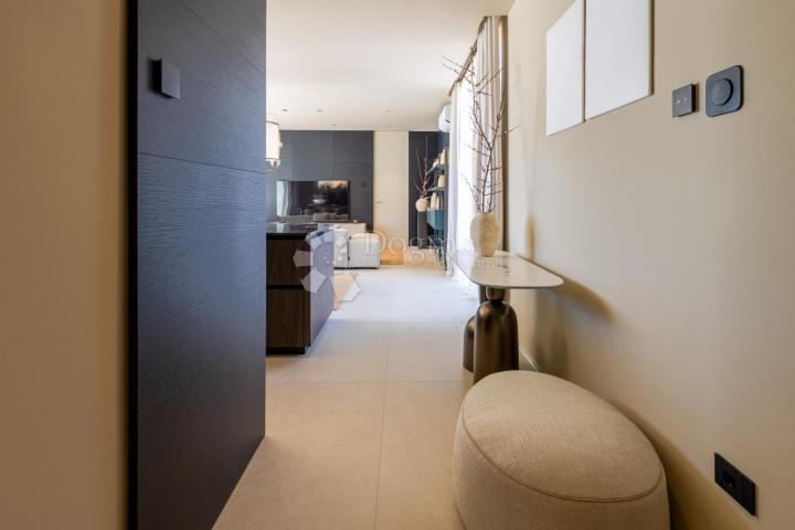 Exclusive smart home villa, fully equipped, with an open view