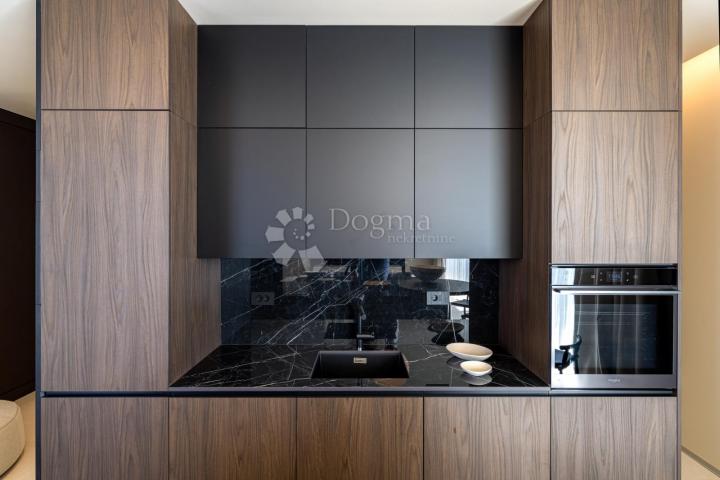 Exclusive smart home villa, fully equipped, with an open view