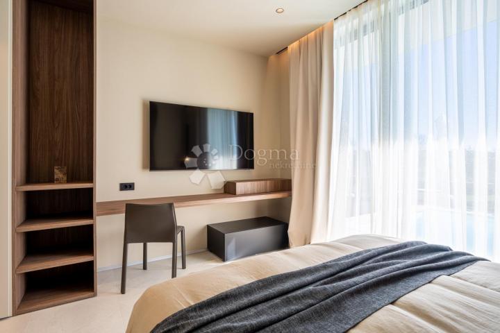 Exklusive Smart Home Villa, voll ausgestattet, mit freiem Blick