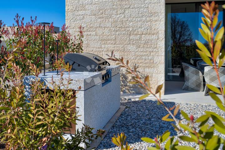 Exklusive Smart Home Villa, voll ausgestattet, mit freiem Blick
