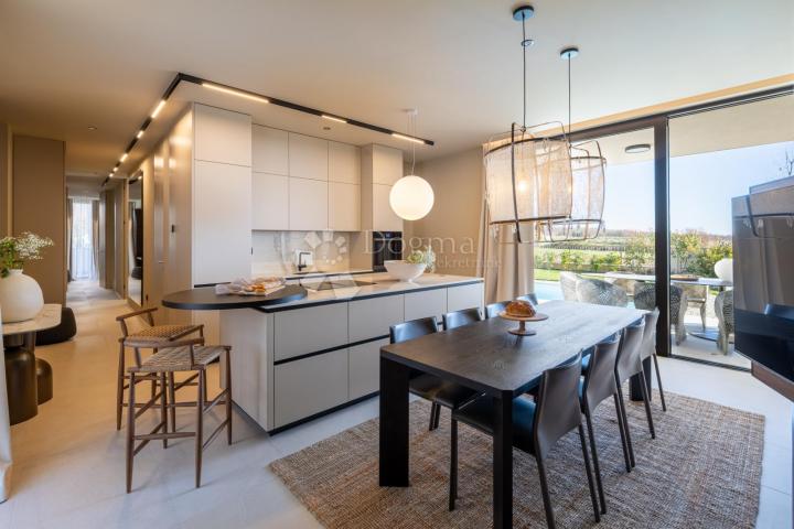Exklusive Smart Home Villa, voll ausgestattet, mit freiem Blick
