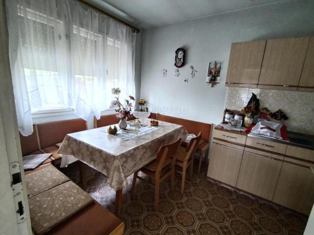 Visoka prizemnica s okućnicom 1.300 m² – Haganj