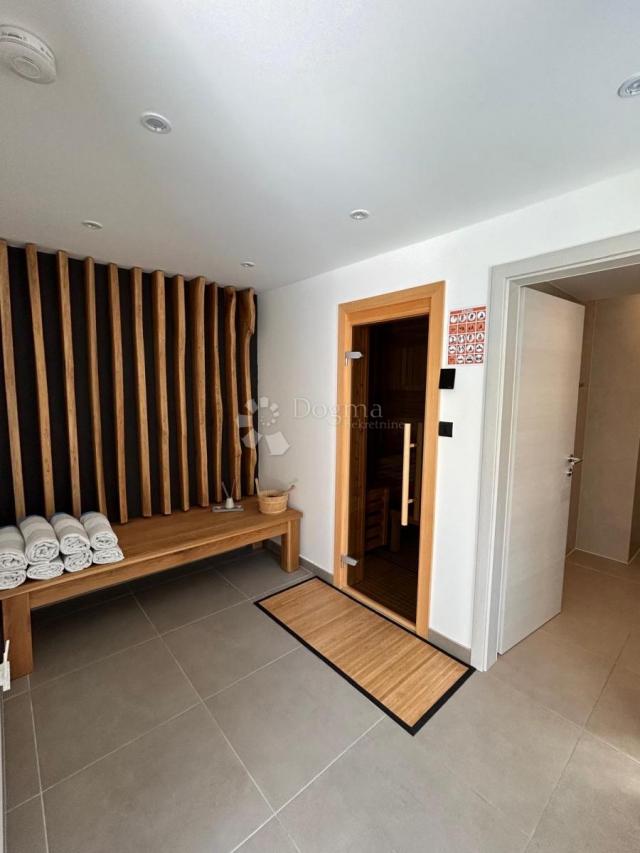 Otok Krk Dobrinj villa s bazenom