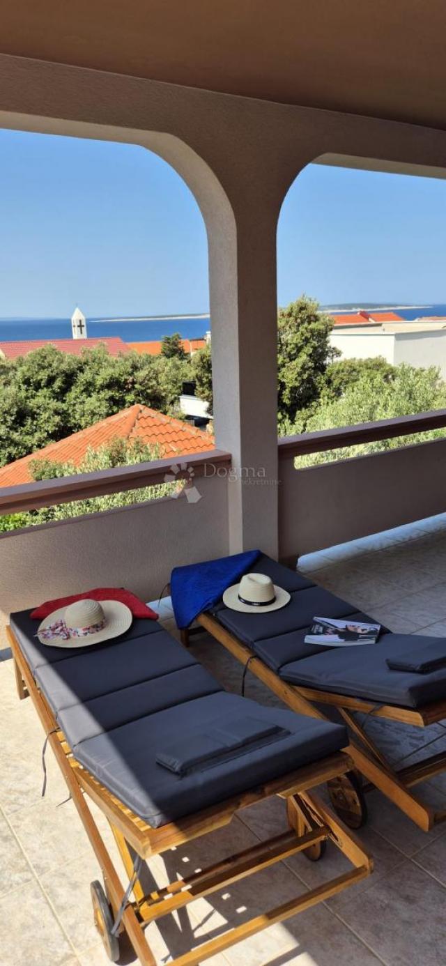 ODLIČNA APARTMANSKA KUĆA U MANDRAMA