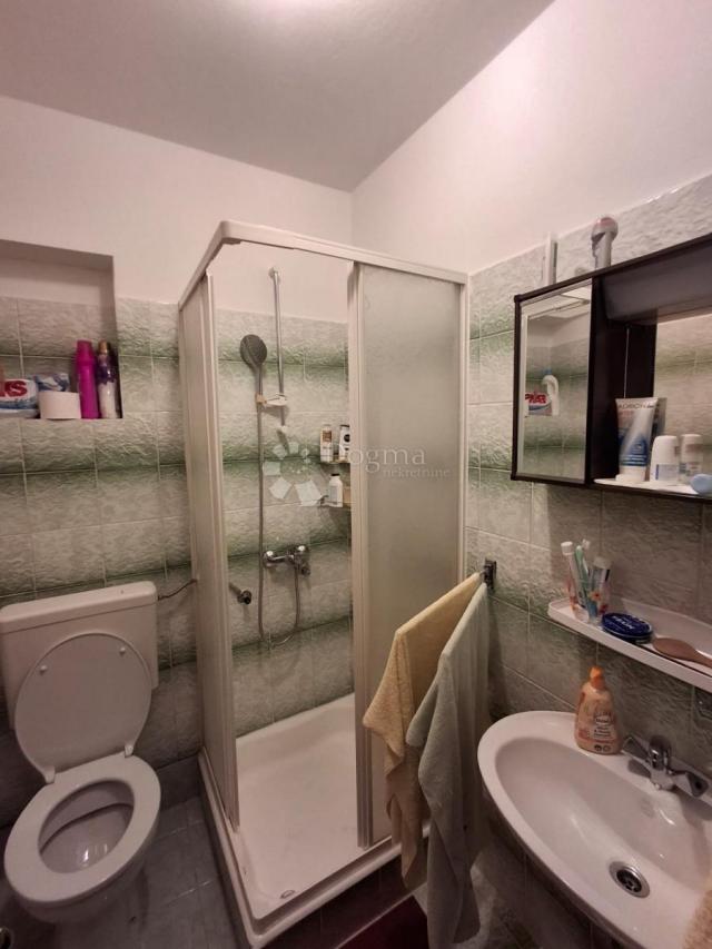 Lijepi apartman u Barbatu na mirnoj lokaciji