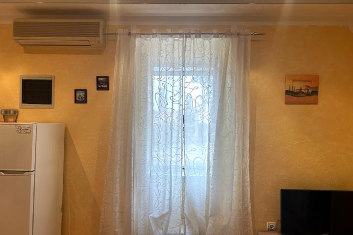 Flat Bale, 50m2