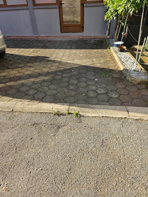 Poslovni prostor uz Gradsku vijećnicu s parkirnim mjestom