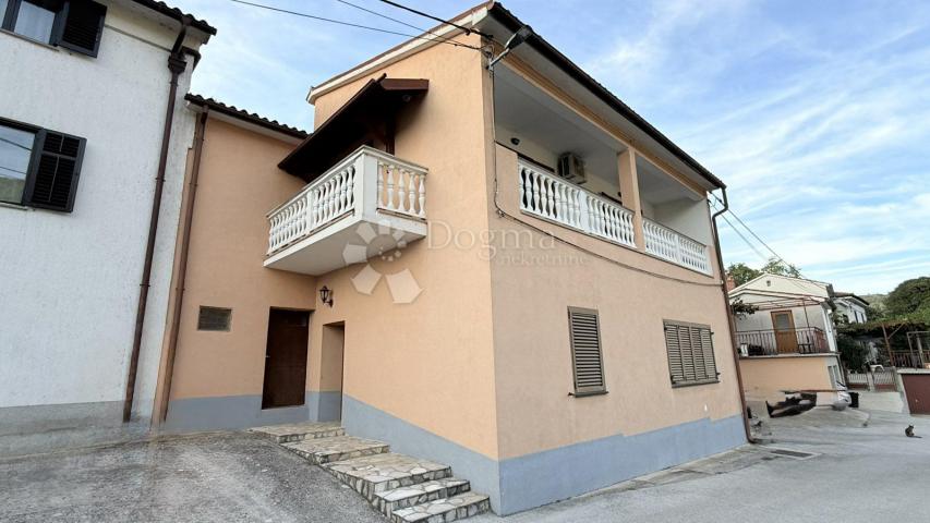 Haus Raša, 200m2