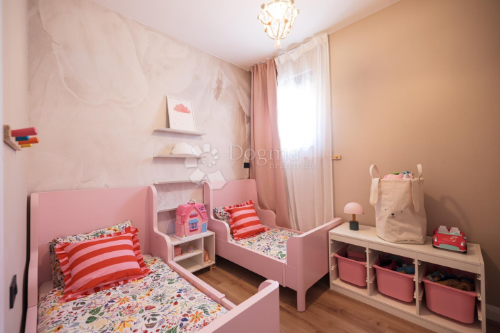 PENTHOUSE VIŠNJIK: panoramic view, Zadar in the palm of your hand