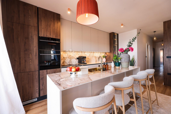 PENTHOUSE VIŠNJIK: panoramic view, Zadar in the palm of your hand