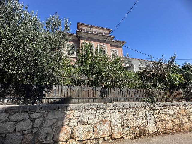 House Grad, Šibenik, 270m2