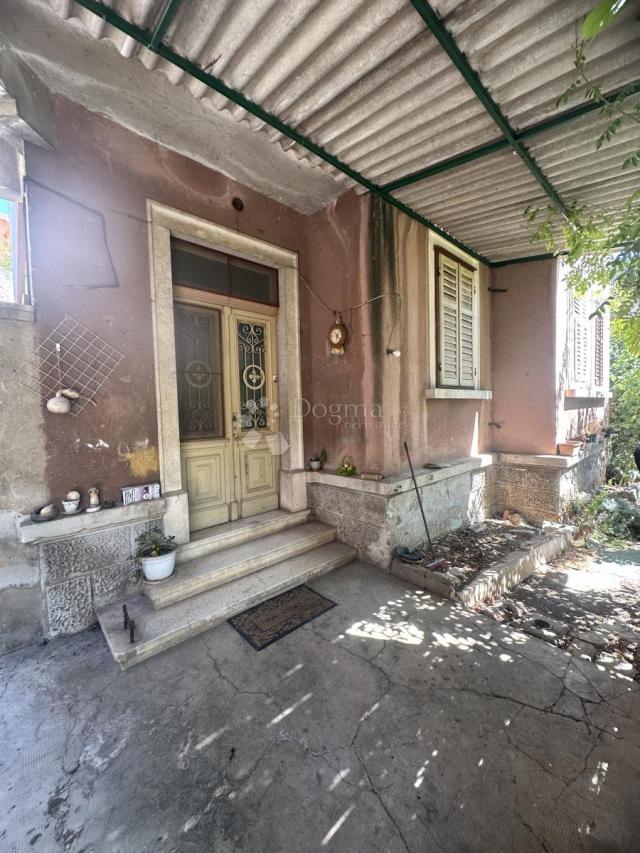 House Grad, Šibenik, 270m2