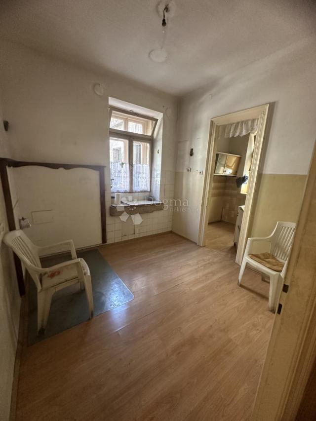 House Grad, Šibenik, 270m2