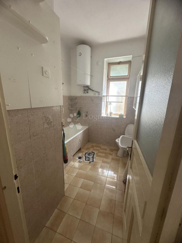 House Grad, Šibenik, 270m2