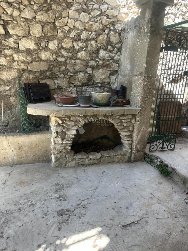 House Grad, Šibenik, 270m2