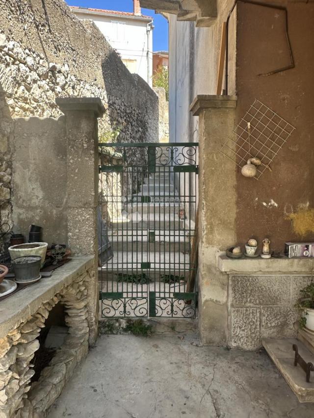 House Grad, Šibenik, 270m2
