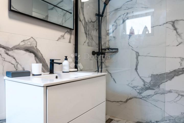 Flat Crikvenica, 116m2