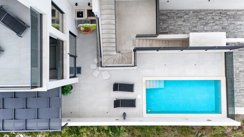 Flat Crikvenica, 116m2