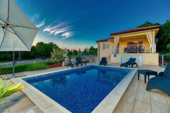 OTOK KRK - KUĆA ZA ODMOR S BAZENOM