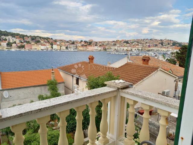 MALI LOŠINJ KUĆA DRUGI RED DO MORA