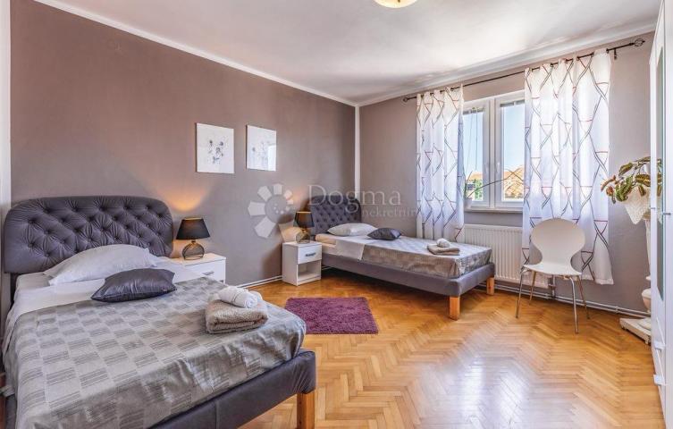 Haus Kaštanjer, Pula, 383,11m2