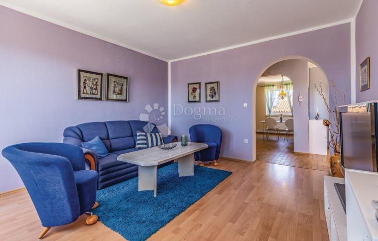 Haus Kaštanjer, Pula, 383,11m2
