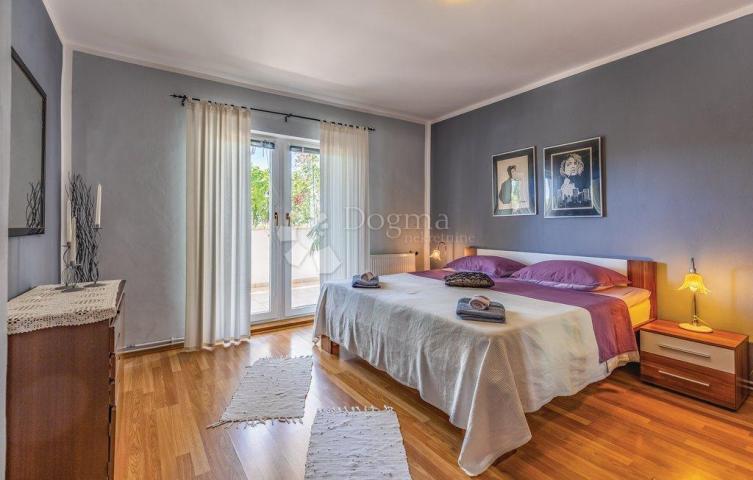 Haus Kaštanjer, Pula, 383,11m2