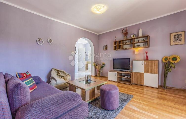Haus Kaštanjer, Pula, 383,11m2