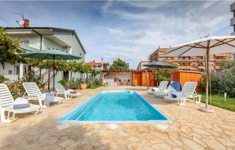 Haus Kaštanjer, Pula, 383,11m2