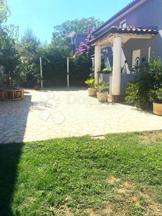 Haus Kaštanjer, Pula, 383,11m2
