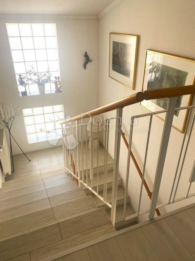 Haus Kaštanjer, Pula, 383,11m2