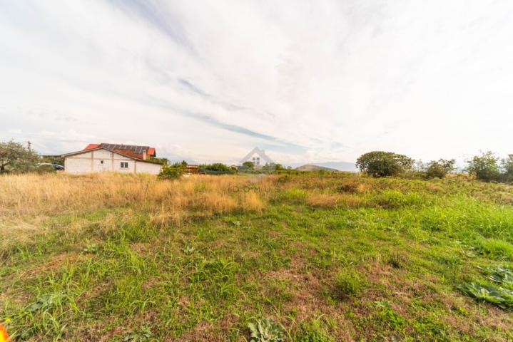 Plac 2.600m2, Kokoti - Podgorica