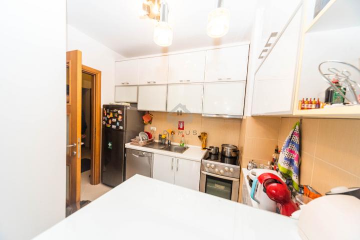 Dvosoban stan 69m2, Pobrežje - Podgorica