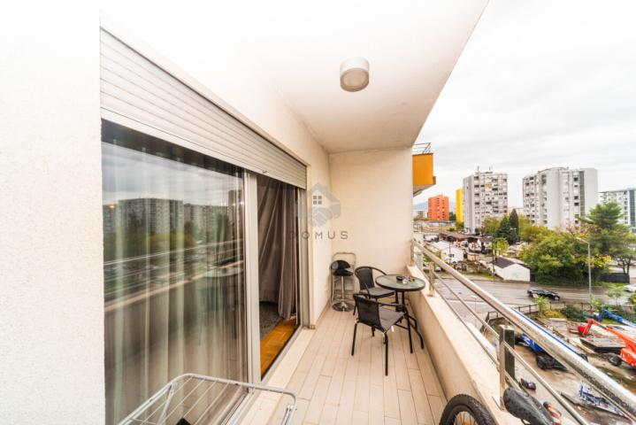 Dvosoban stan 69m2, Pobrežje - Podgorica