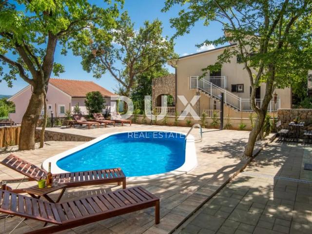 OTOK KRK, KORNIĆ- kuća, 250 m2, bazen, okućnica, idealna za turističku djelatnost, TOP PRILIKA!!!