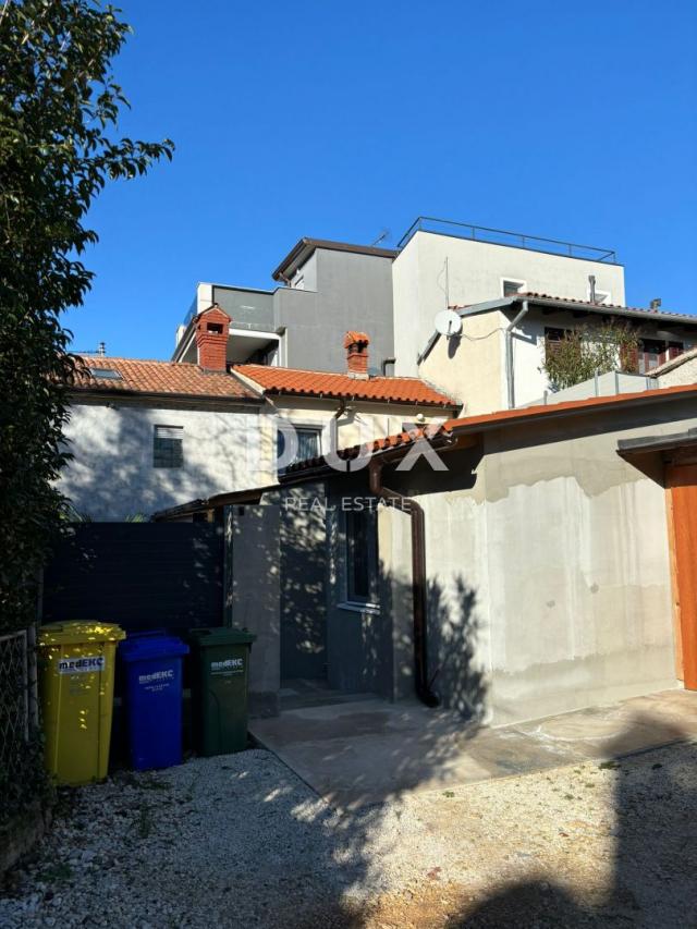 ISTRA, MEDULIN - Kuća s dvije stambene jedinice 400 metara od mora! PRILIKA! EKSKLUZIVNA PRODAJA!