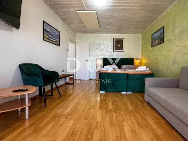 CRIKVENICA, DRAMALJ - kuća 115 m2 sa dva apartmana blizu mora, sniženo, prilika!!!
