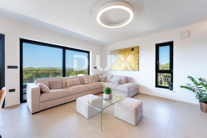 ISTRIEN, MEDULIN – Beeindruckende Villa neben dem Wald mit Meerblick!