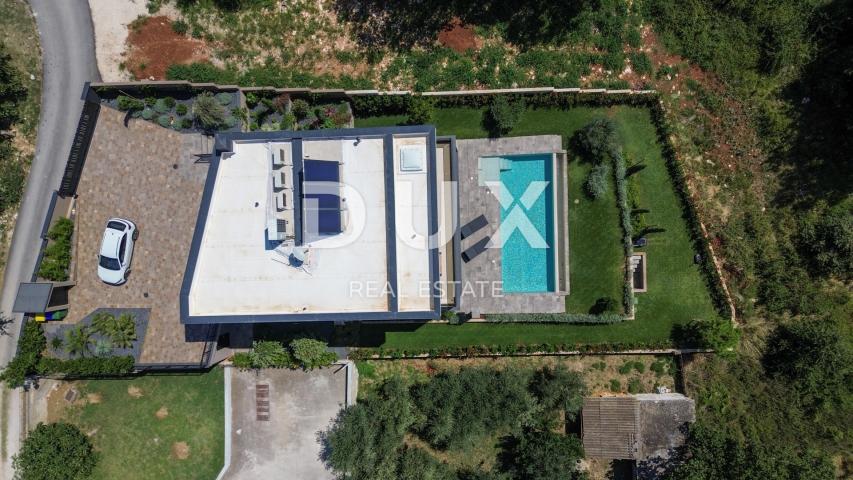 ISTRIEN, MEDULIN – Beeindruckende Villa neben dem Wald mit Meerblick!