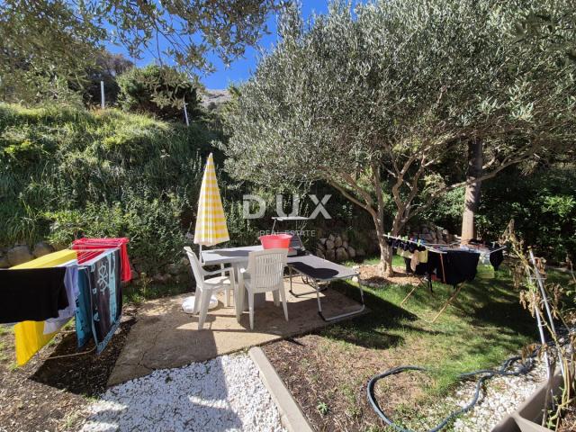 PAG, TOWN OF PAG - Spacious house with panoramic views of the sea and Velebit