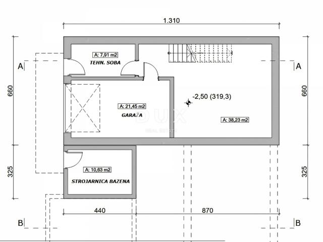 ISTRA, VIŠNJAN - Kuća s bazenom na rubu naselja