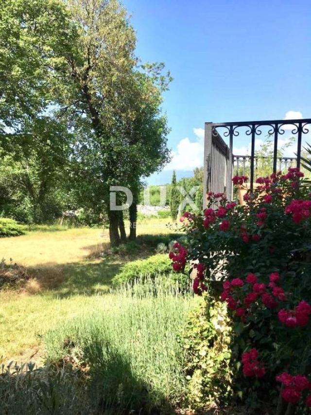 RIJEKA, HRELJIN – Einfamilienhaus mit Meerblick und großem Garten – Gelegenheit!