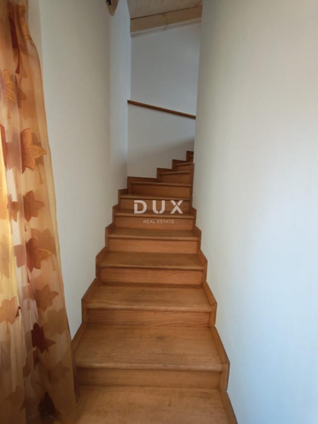 ISTRA, ROVINJ - Penthouse 75,40 m2 u starom gradu s pogledom na more!