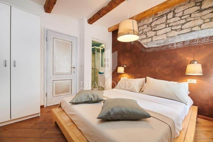 Prilika! Prodaje se konoba sa sobama i dva apartmana!